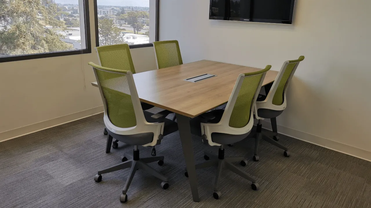 San Mateo Coworking 6 People Office or Meeting Room